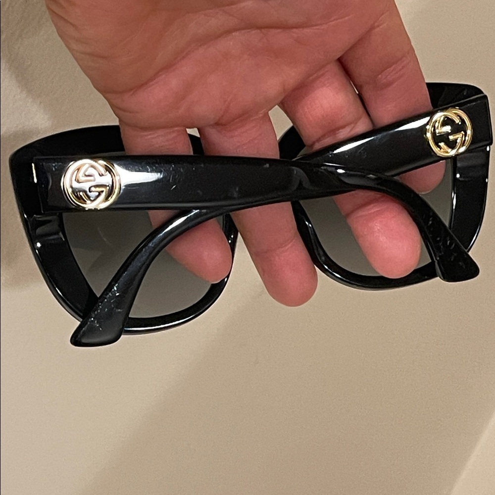Gucci Black Cat Eye Sunglasses - Picture 16 of 16
